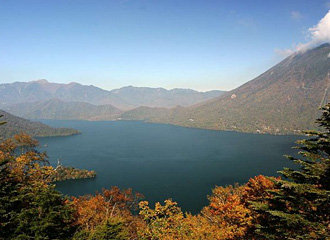 中禅寺湖